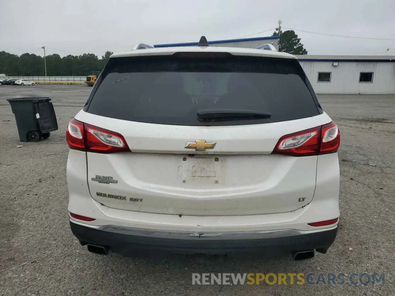 6 Photograph of a damaged car 2GNAXLEX9K6217474 CHEVROLET EQUINOX 2019