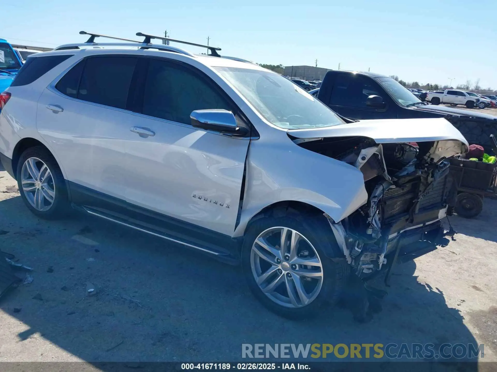 1 Photograph of a damaged car 2GNAXNEV0K6105060 CHEVROLET EQUINOX 2019