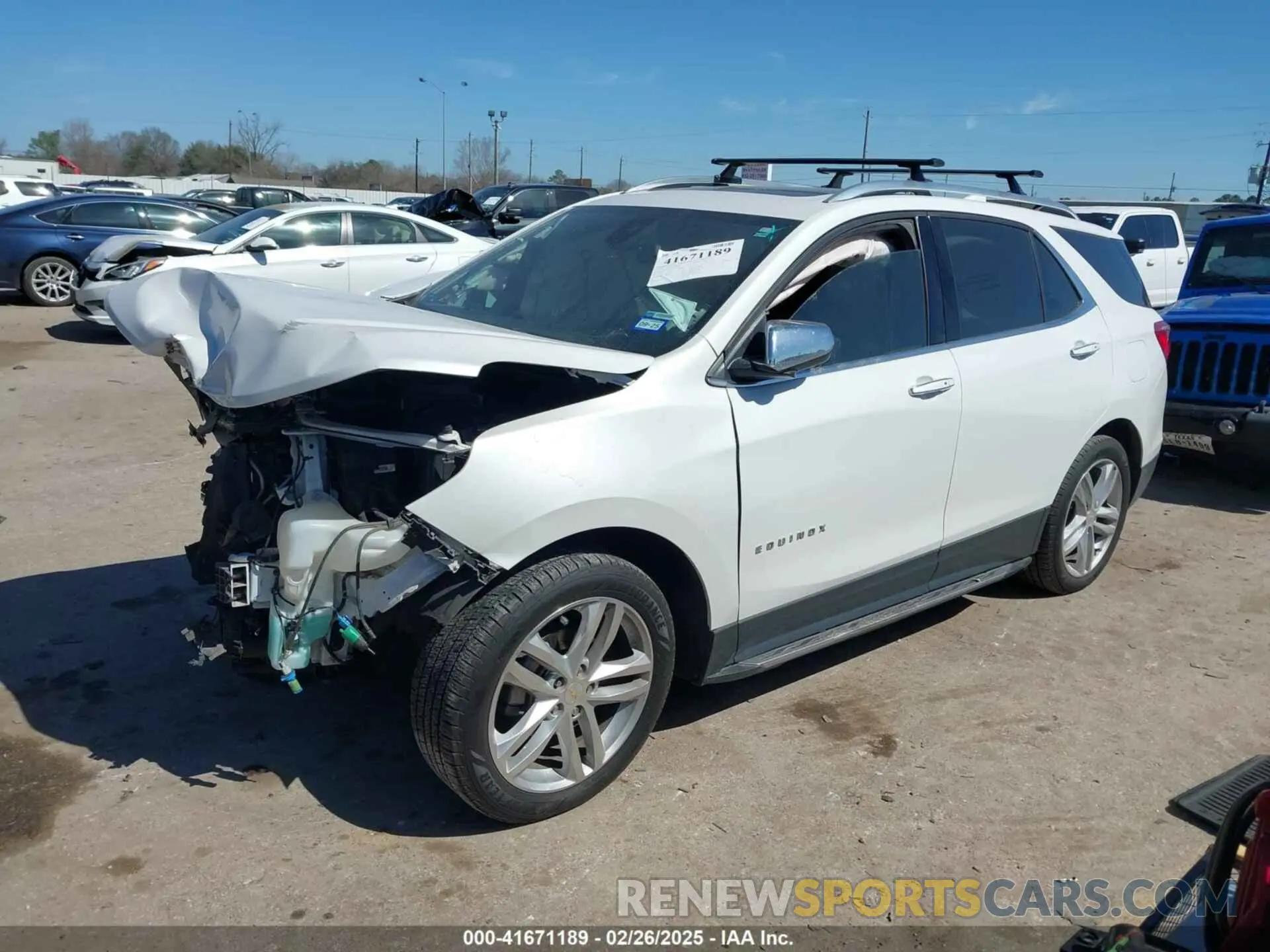 2 Photograph of a damaged car 2GNAXNEV0K6105060 CHEVROLET EQUINOX 2019