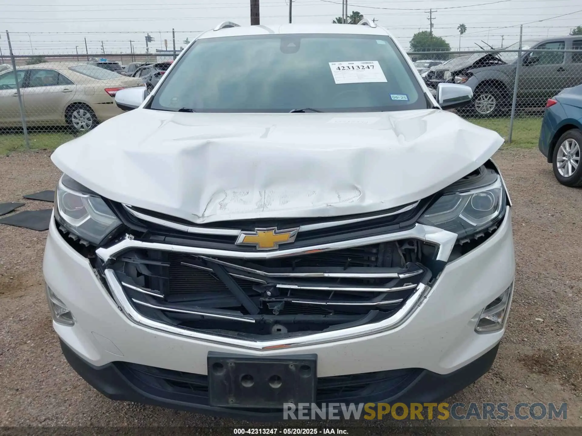 12 Photograph of a damaged car 2GNAXNEV0K6129357 CHEVROLET EQUINOX 2019