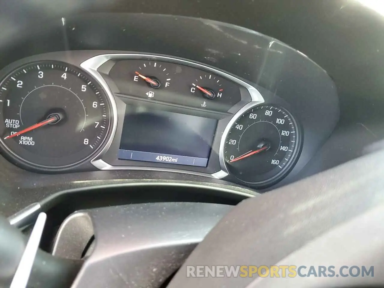 9 Photograph of a damaged car 2GNAXNEV1K6247207 CHEVROLET EQUINOX 2019