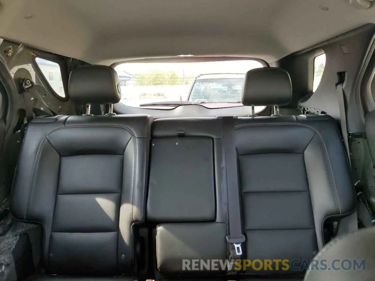 10 Photograph of a damaged car 2GNAXNEV5K6302984 CHEVROLET EQUINOX 2019