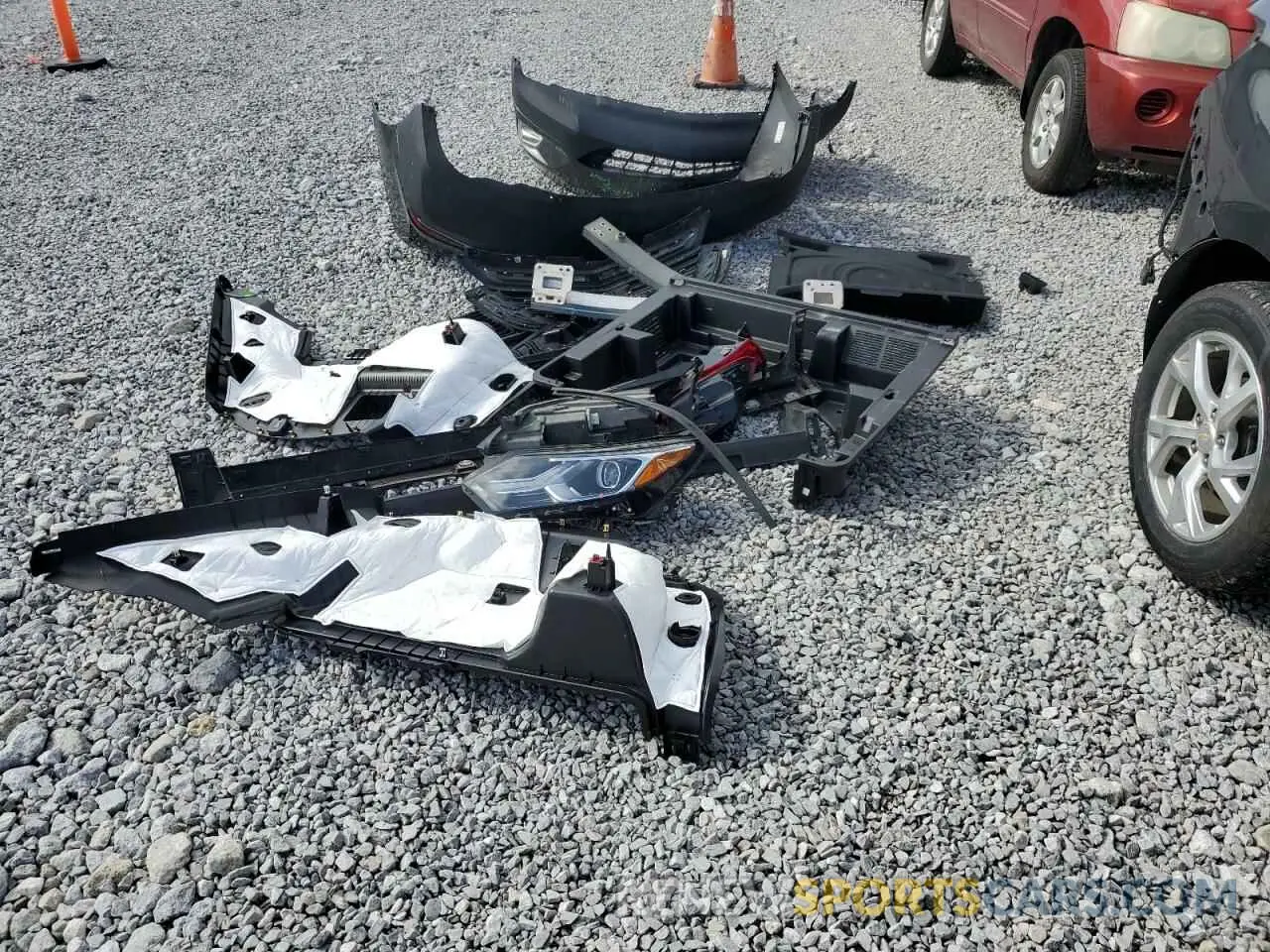 13 Photograph of a damaged car 2GNAXNEV5K6302984 CHEVROLET EQUINOX 2019