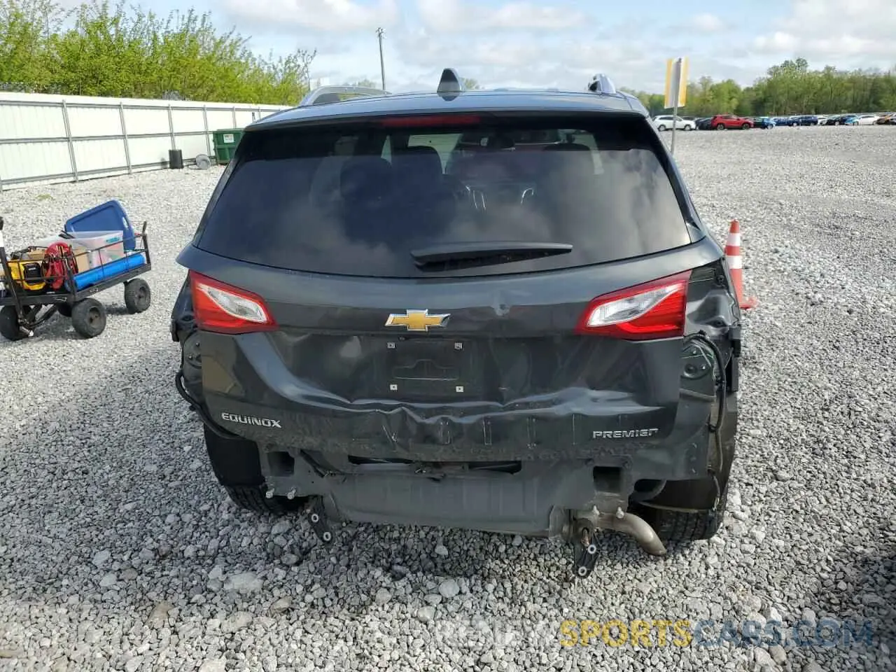 6 Photograph of a damaged car 2GNAXNEV5K6302984 CHEVROLET EQUINOX 2019