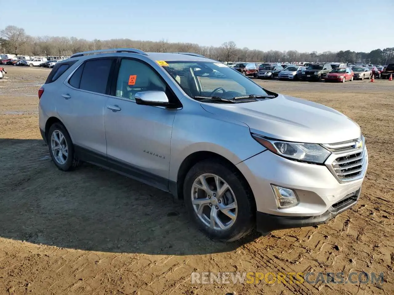 4 Photograph of a damaged car 2GNAXNEV9K6284005 CHEVROLET EQUINOX 2019