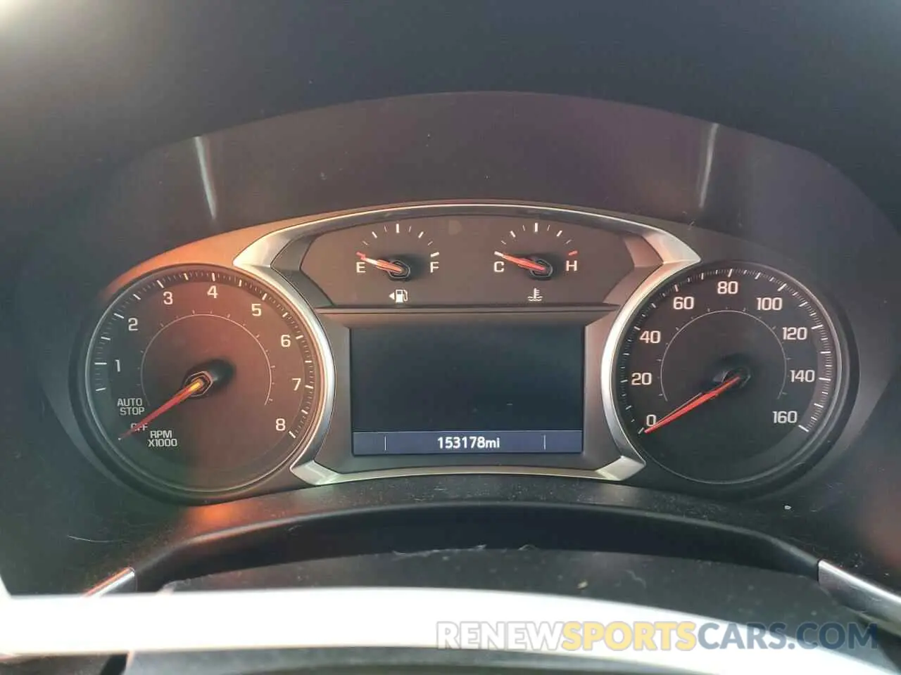 9 Photograph of a damaged car 2GNAXNEV9K6284005 CHEVROLET EQUINOX 2019