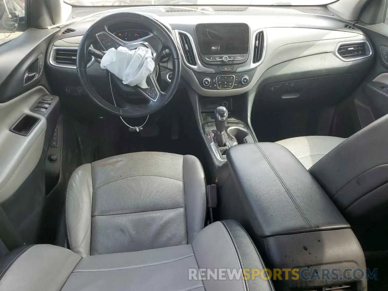 8 Photograph of a damaged car 2GNAXPEX1K6228203 CHEVROLET EQUINOX 2019