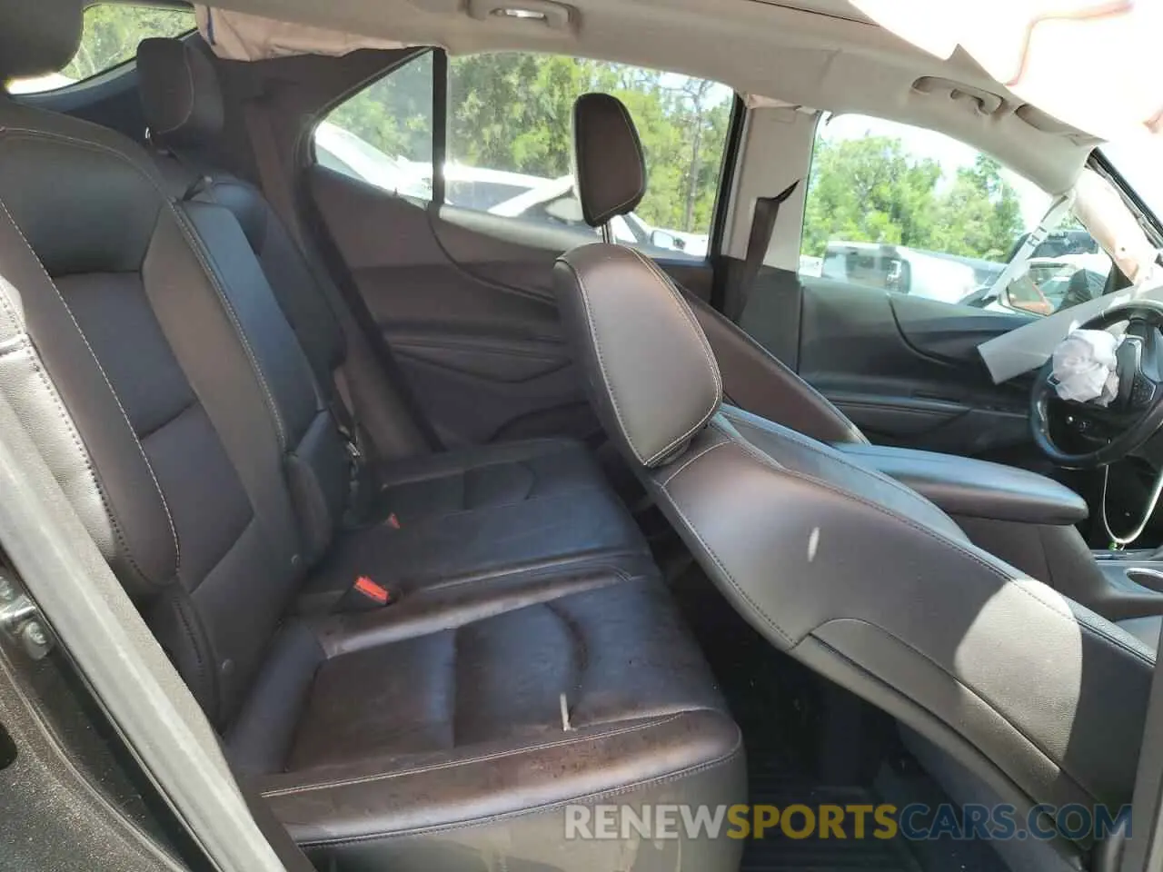 11 Photograph of a damaged car 2GNAXPEX1K6239749 CHEVROLET EQUINOX 2019