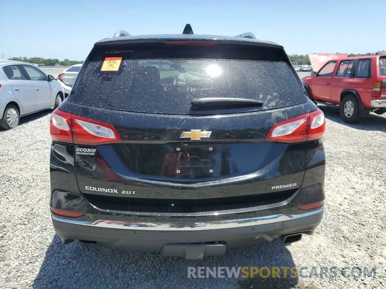 6 Photograph of a damaged car 2GNAXPEX1K6239749 CHEVROLET EQUINOX 2019