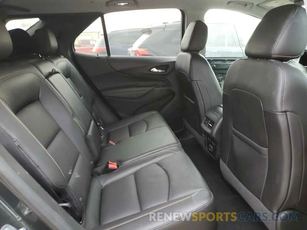 11 Photograph of a damaged car 2GNAXPEX2K6151230 CHEVROLET EQUINOX 2019