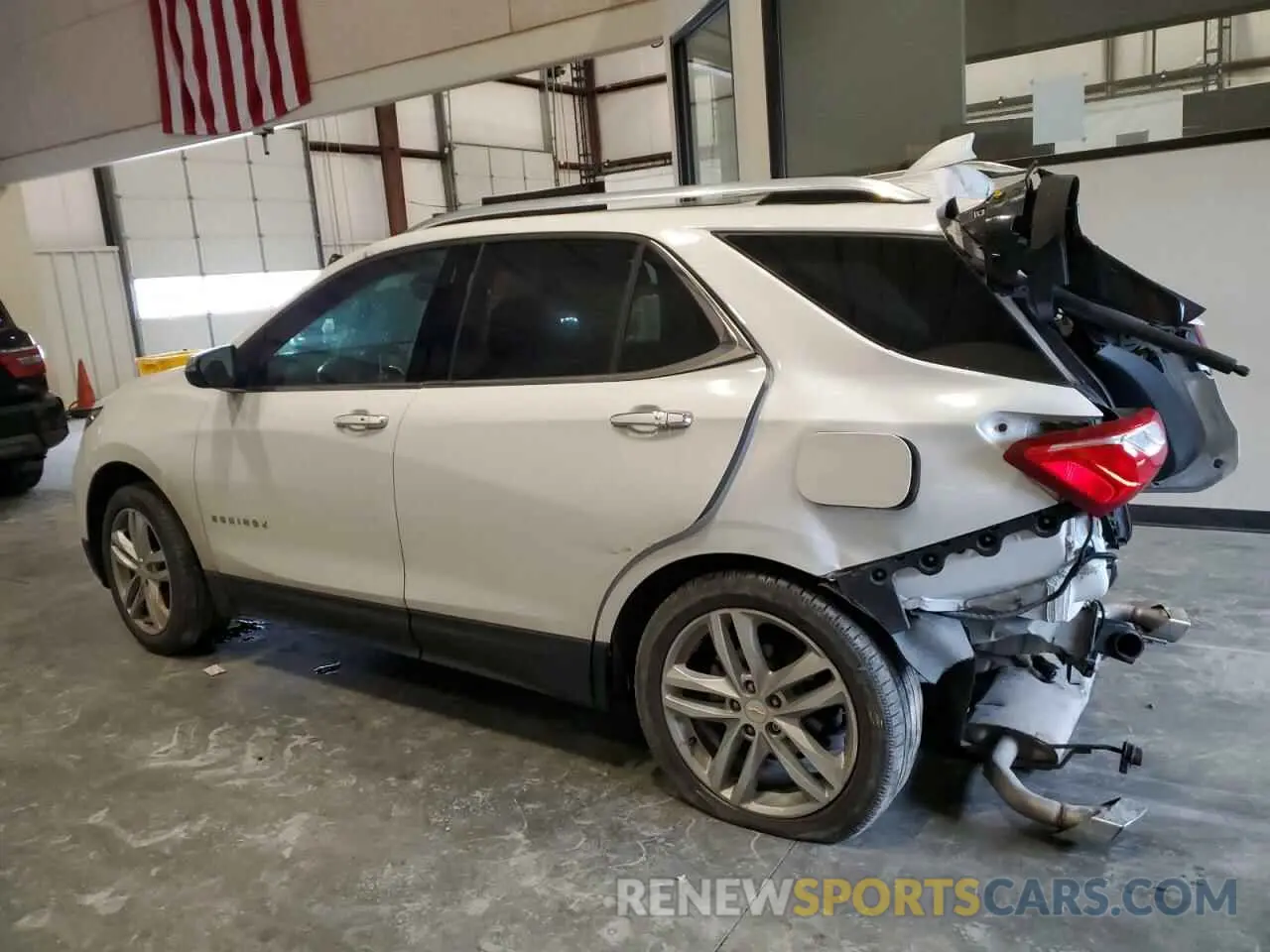2 Photograph of a damaged car 2GNAXPEX4K6142027 CHEVROLET EQUINOX 2019