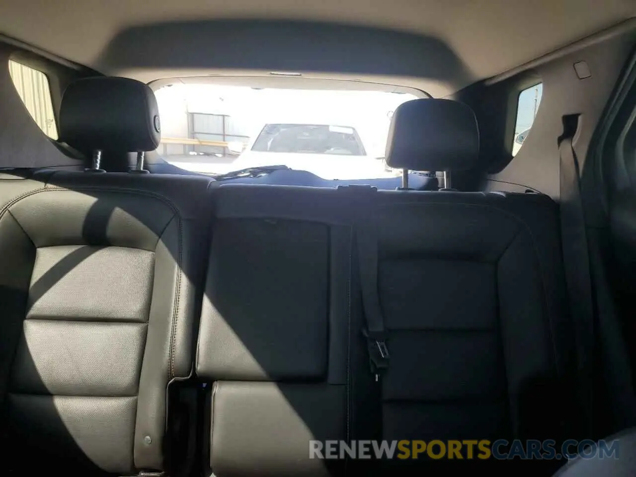 10 Photograph of a damaged car 2GNAXPEX4K6200394 CHEVROLET EQUINOX 2019