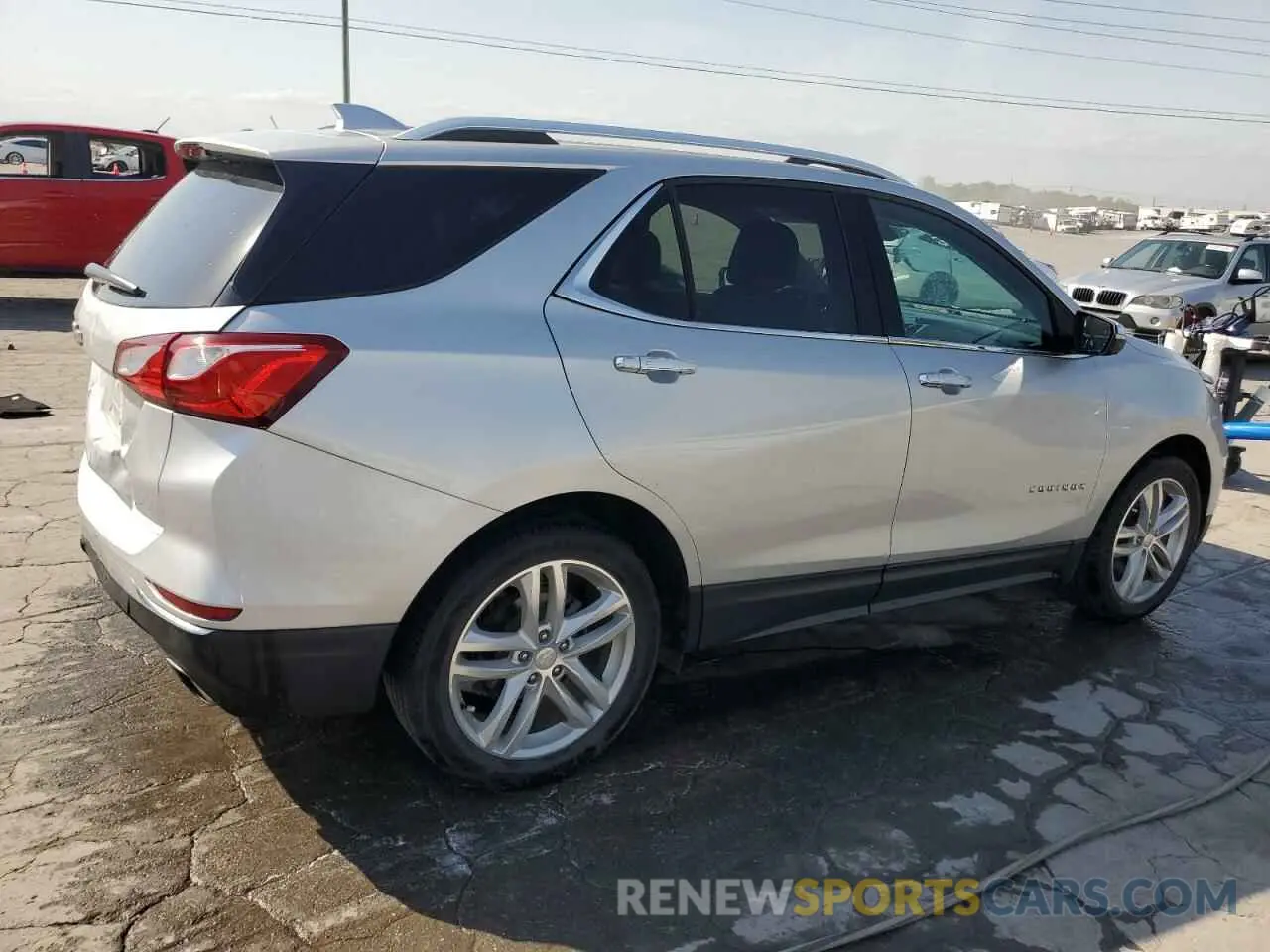3 Photograph of a damaged car 2GNAXPEX4K6248235 CHEVROLET EQUINOX 2019
