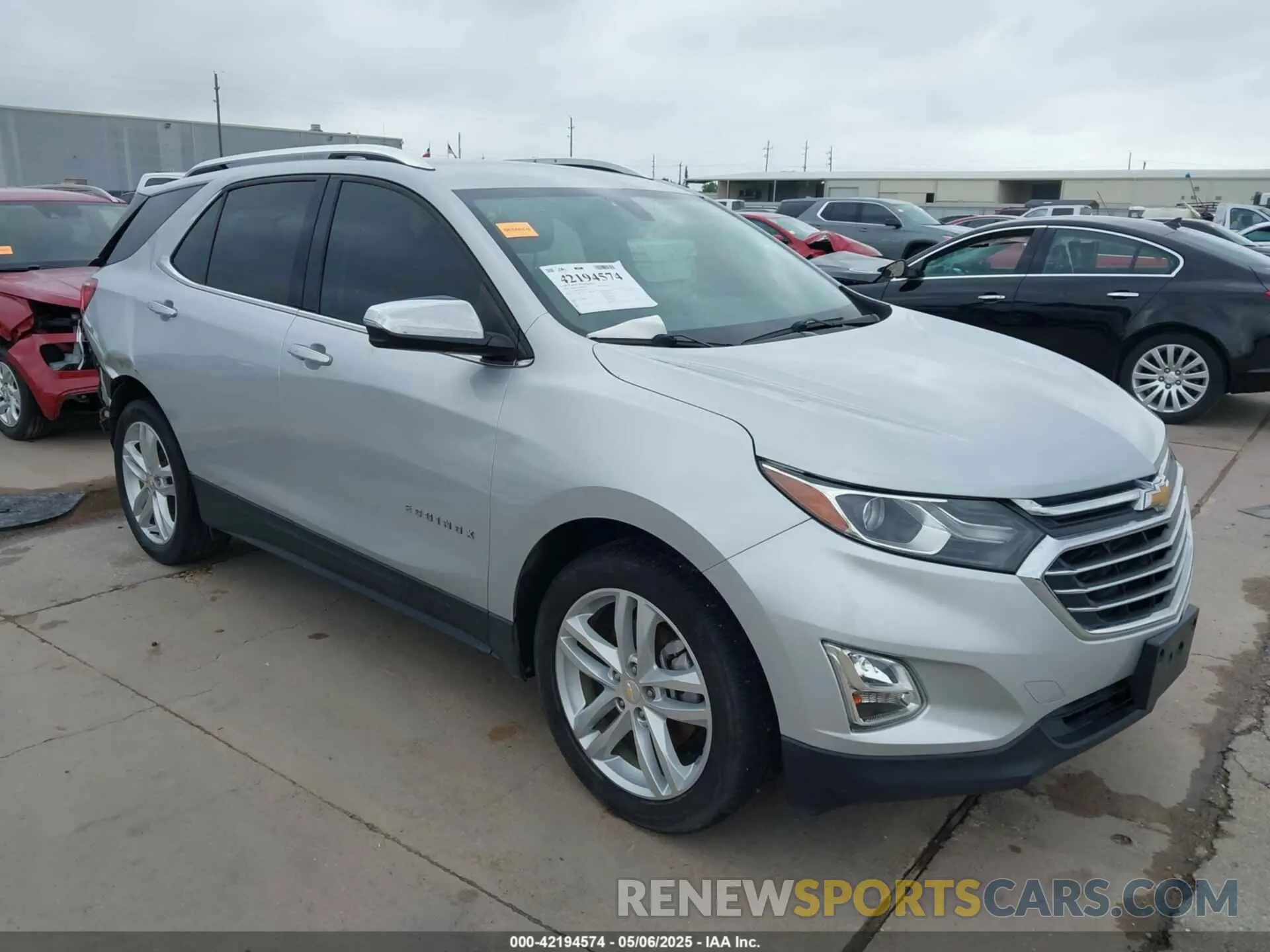 1 Photograph of a damaged car 2GNAXPEX4K6252513 CHEVROLET EQUINOX 2019