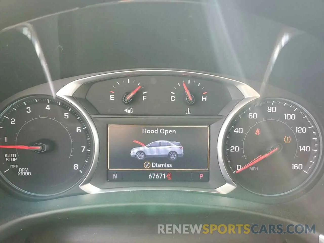 9 Photograph of a damaged car 2GNAXPEX6K6233283 CHEVROLET EQUINOX 2019