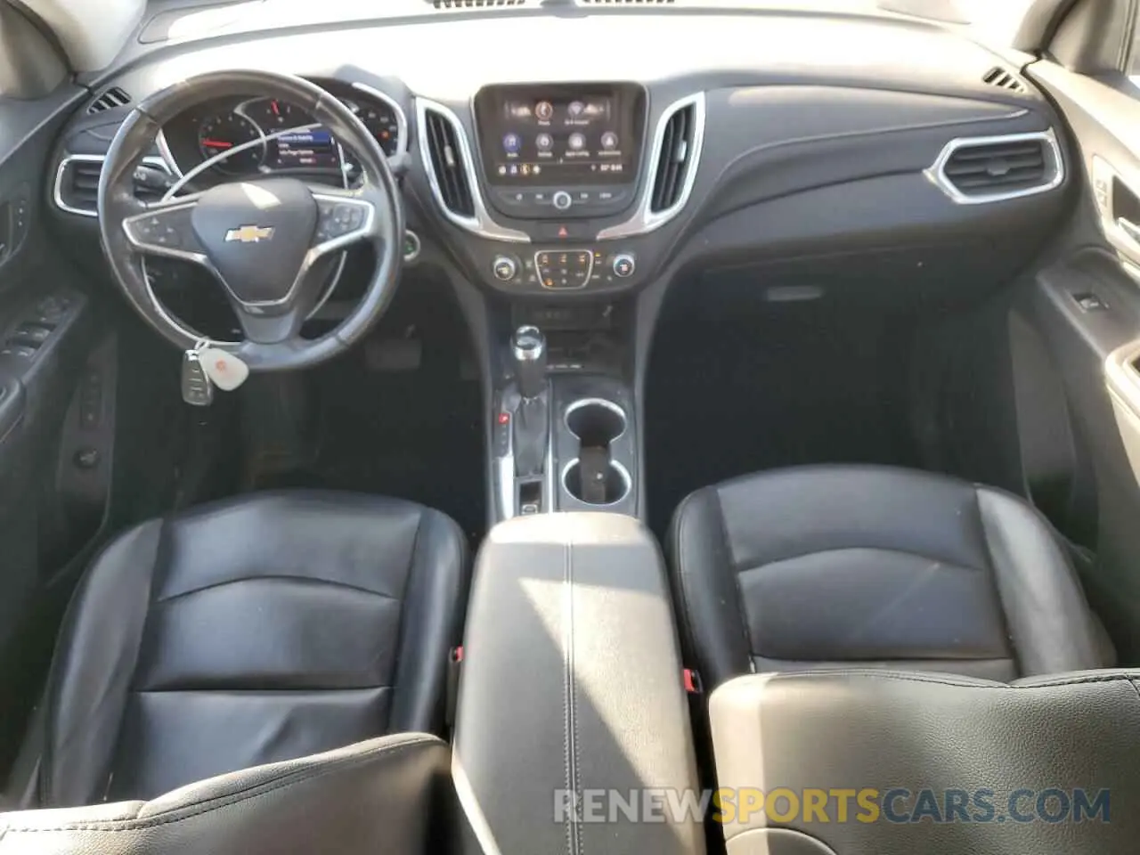 8 Photograph of a damaged car 2GNAXPEX6K6237463 CHEVROLET EQUINOX 2019