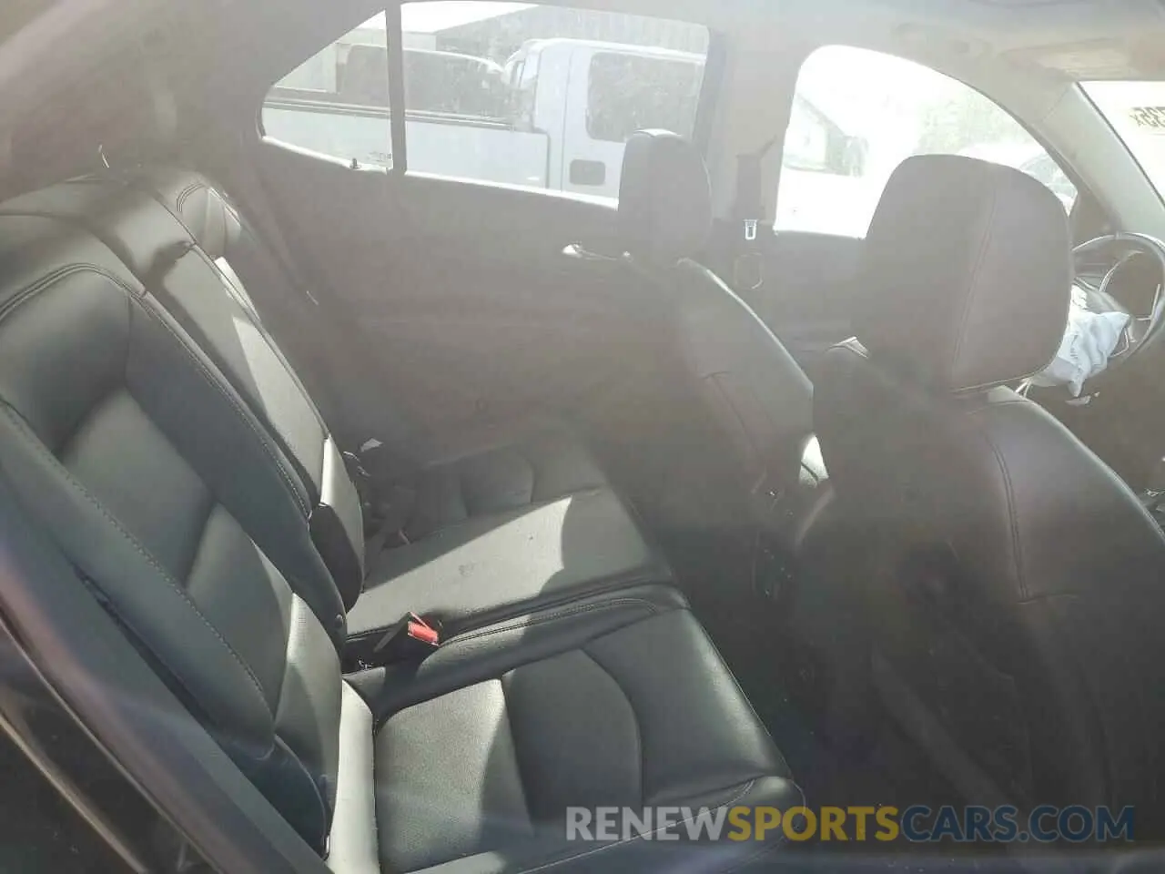11 Photograph of a damaged car 2GNAXPEX8K6127188 CHEVROLET EQUINOX 2019