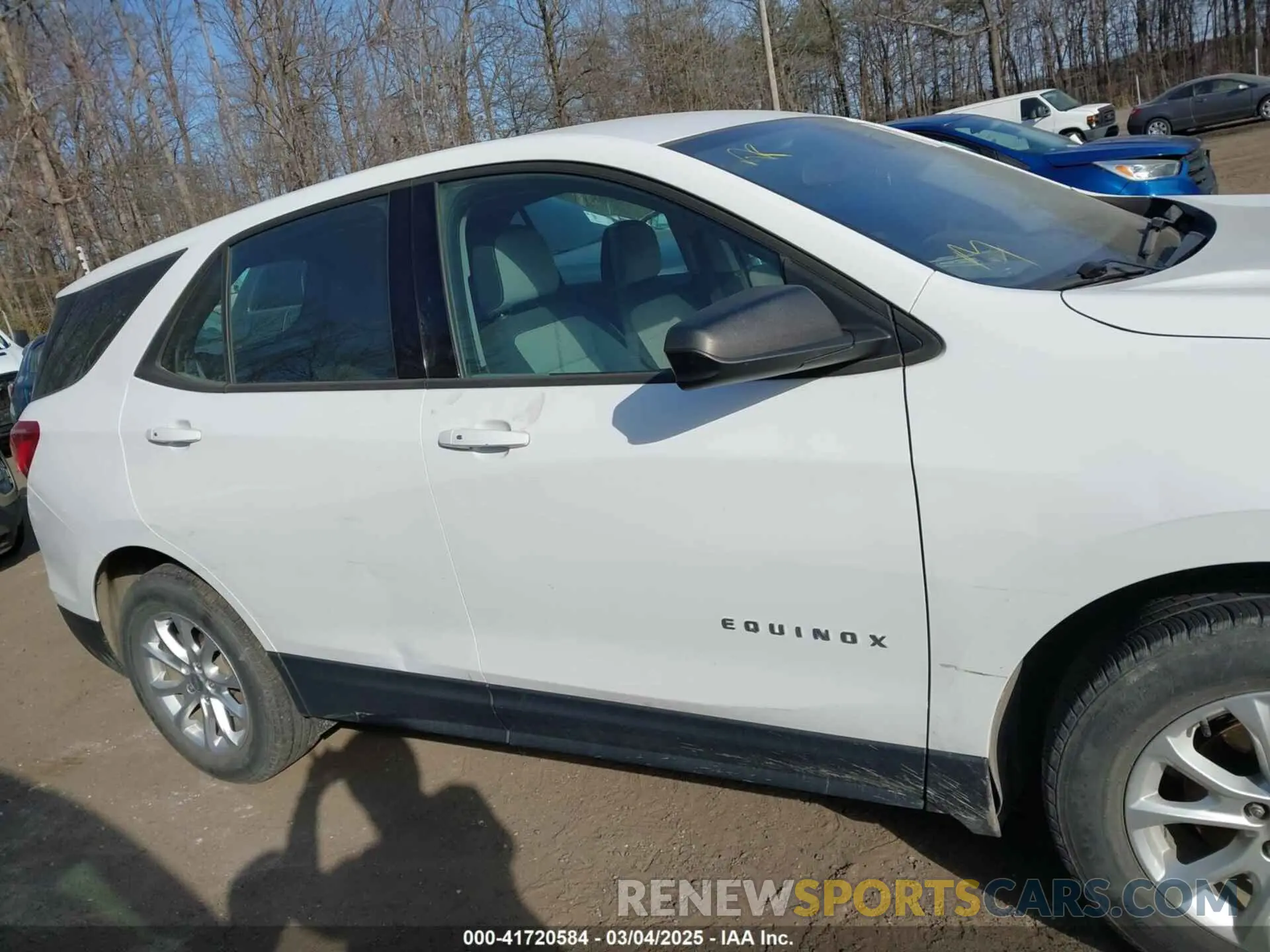 13 Photograph of a damaged car 2GNAXSEV0K6147310 CHEVROLET EQUINOX 2019