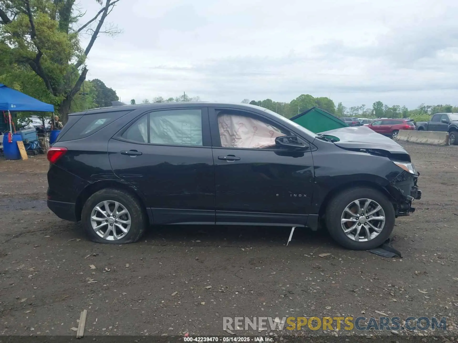 13 Photograph of a damaged car 2GNAXSEV0K6148800 CHEVROLET EQUINOX 2019