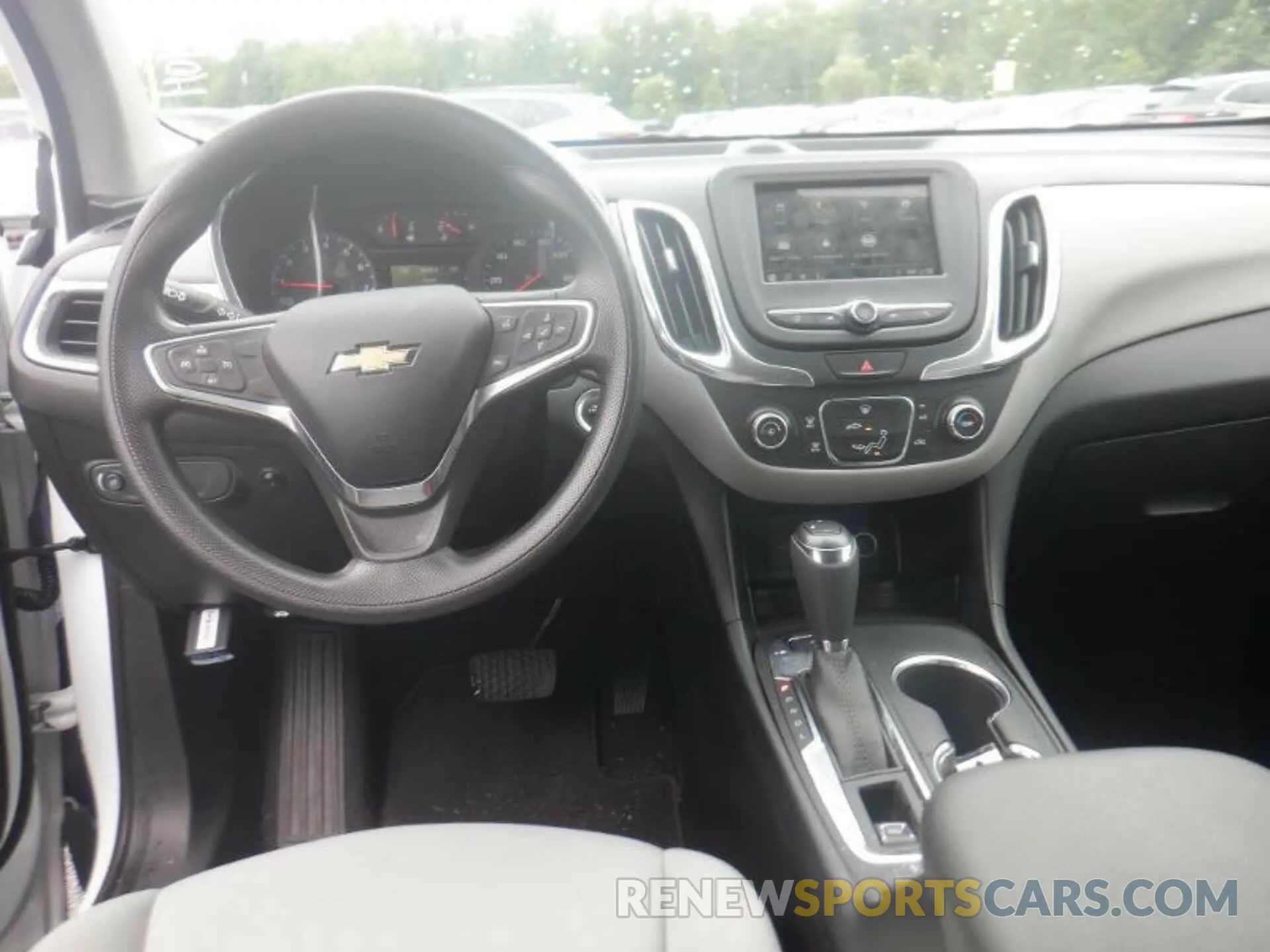 15 Photograph of a damaged car 2GNAXSEV0K6212835 CHEVROLET EQUINOX 2019