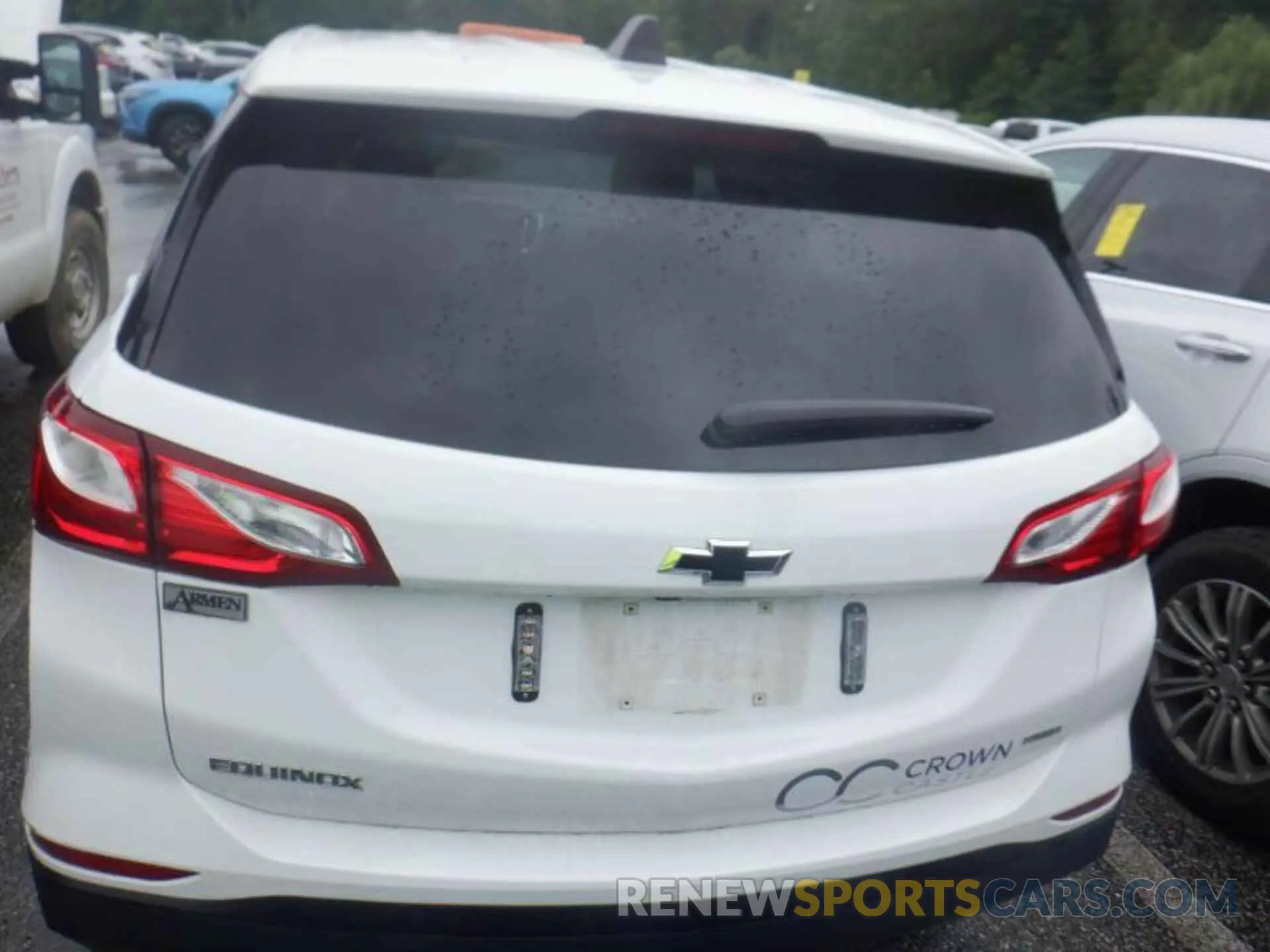 2 Photograph of a damaged car 2GNAXSEV0K6212835 CHEVROLET EQUINOX 2019