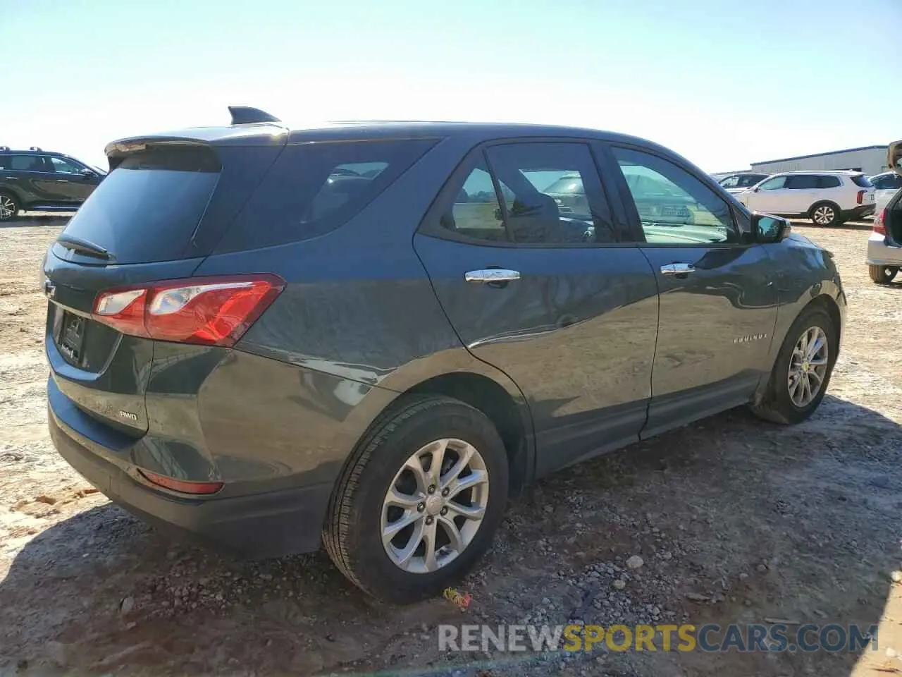3 Photograph of a damaged car 2GNAXSEV2K6101512 CHEVROLET EQUINOX 2019