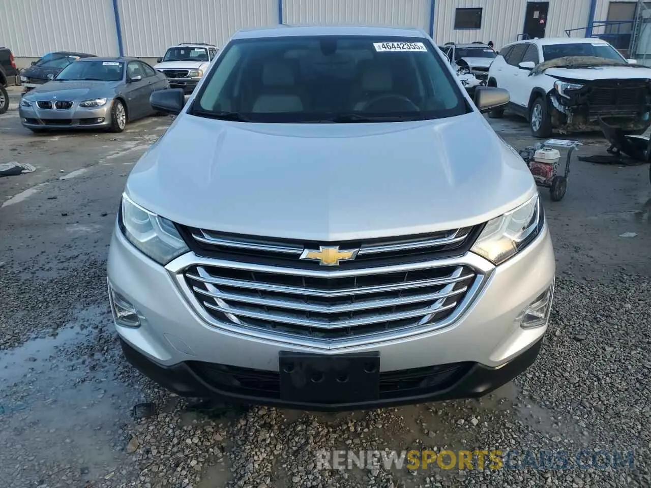 5 Photograph of a damaged car 2GNAXSEV3K6216555 CHEVROLET EQUINOX 2019