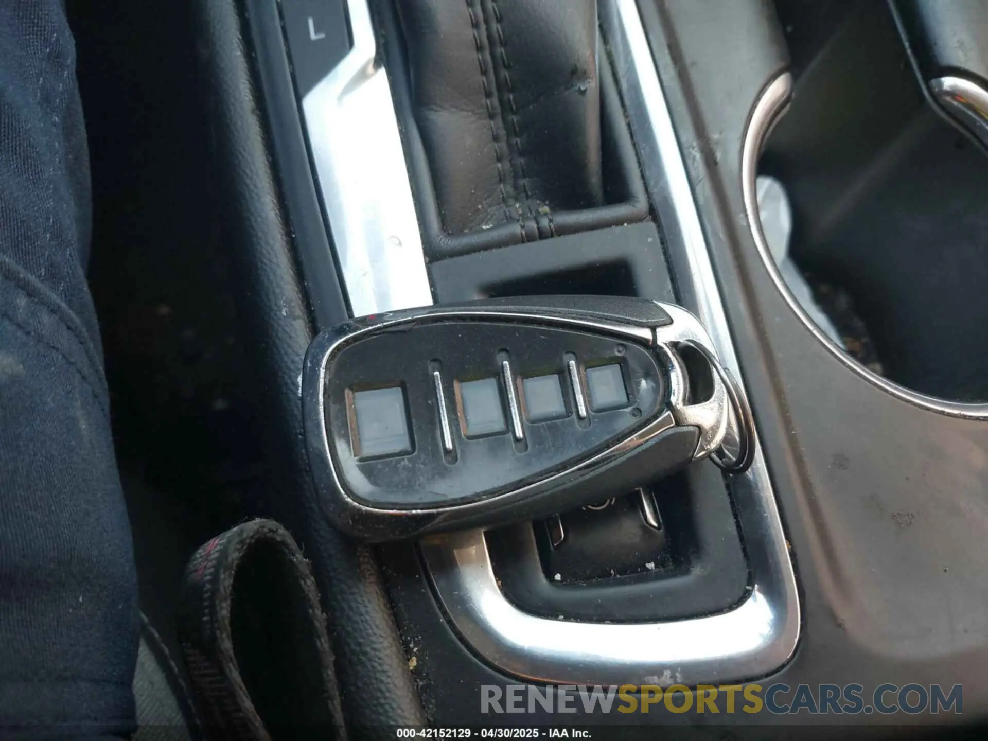 11 Photograph of a damaged car 2GNAXSEV4K6169956 CHEVROLET EQUINOX 2019
