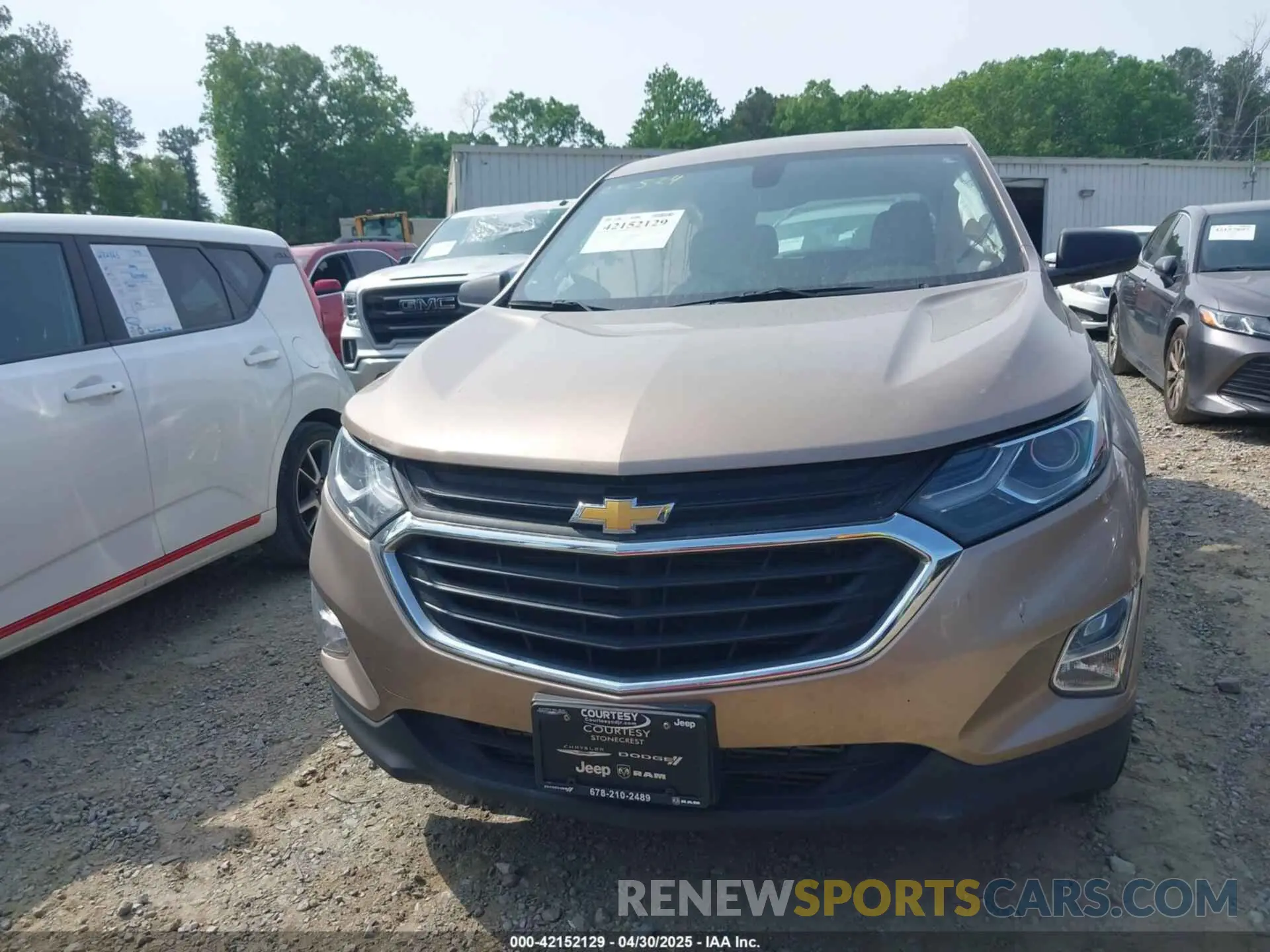12 Photograph of a damaged car 2GNAXSEV4K6169956 CHEVROLET EQUINOX 2019