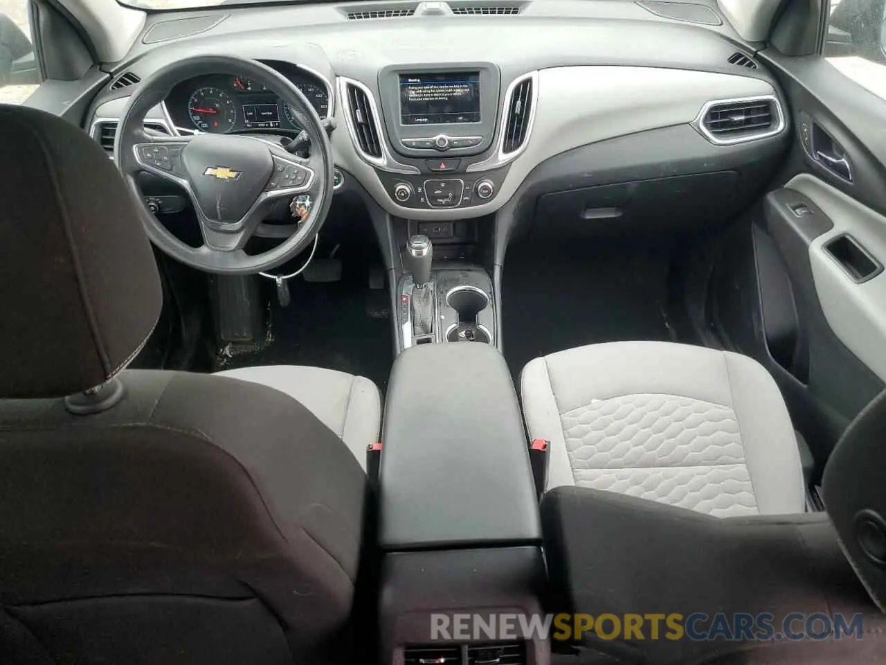 8 Photograph of a damaged car 2GNAXSEV4K6211199 CHEVROLET EQUINOX 2019