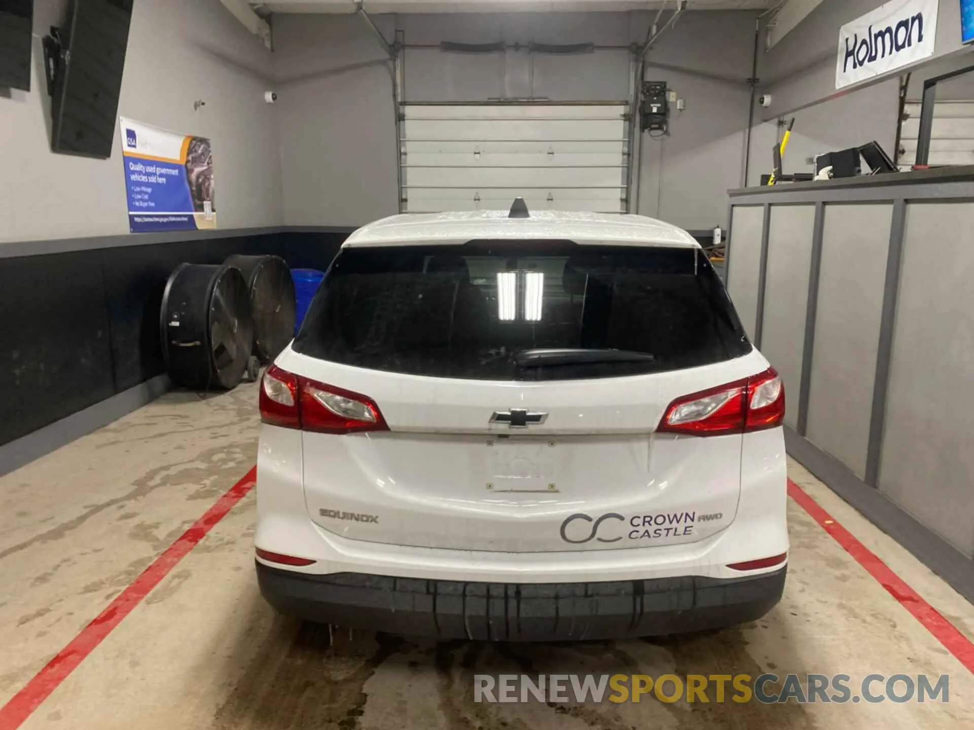 12 Photograph of a damaged car 2GNAXSEV6K6210040 CHEVROLET EQUINOX 2019