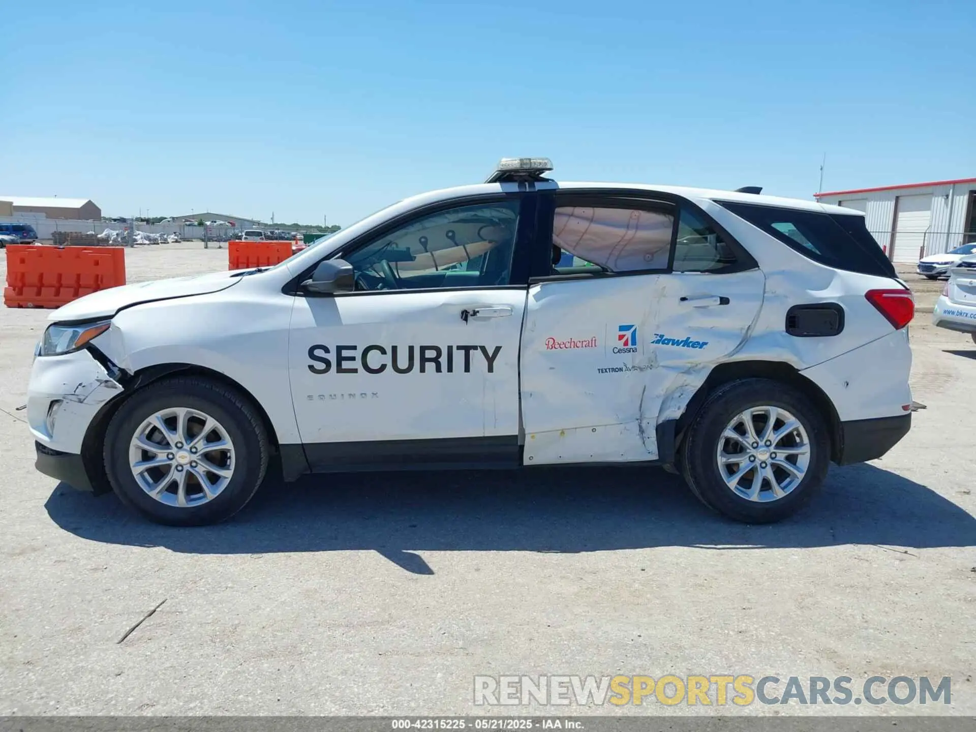 14 Photograph of a damaged car 2GNAXSEV8K6145580 CHEVROLET EQUINOX 2019