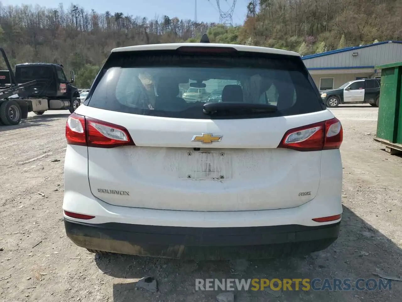 6 Photograph of a damaged car 2GNAXSEV8K6146096 CHEVROLET EQUINOX 2019