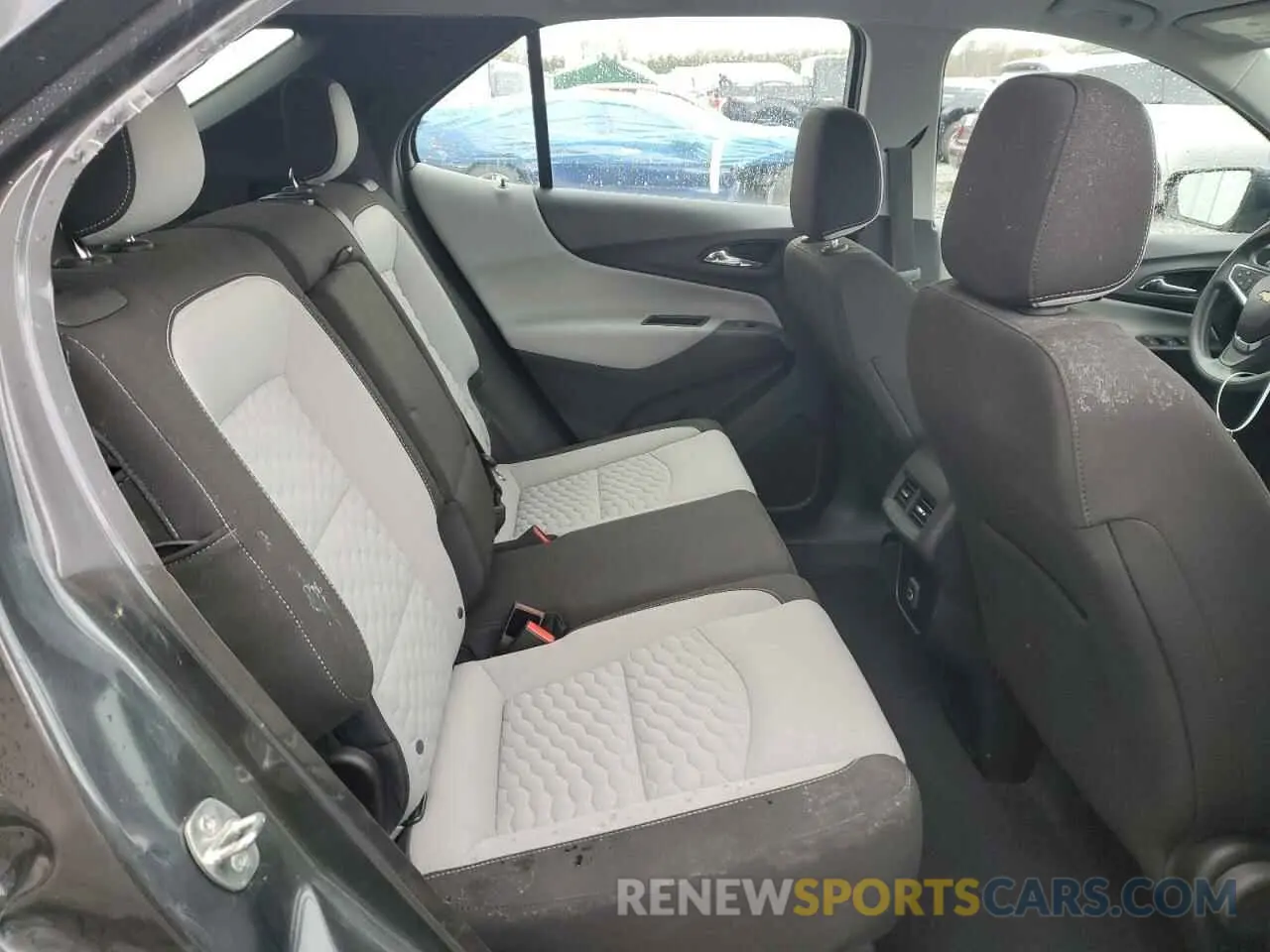 10 Photograph of a damaged car 2GNAXSEV9K6129548 CHEVROLET EQUINOX 2019