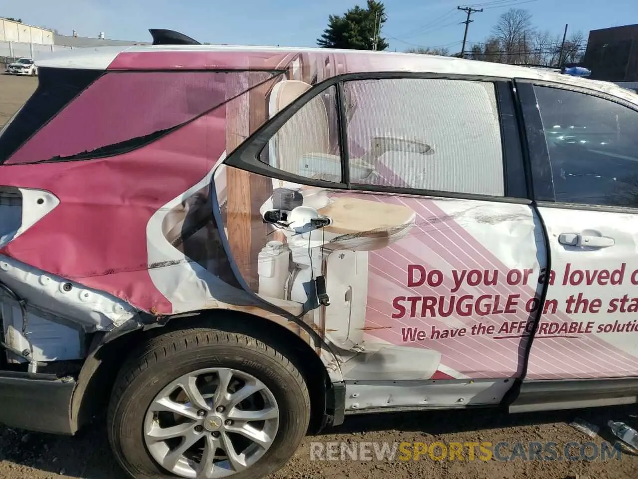 10 Photograph of a damaged car 2GNAXSEV9K6284858 CHEVROLET EQUINOX 2019