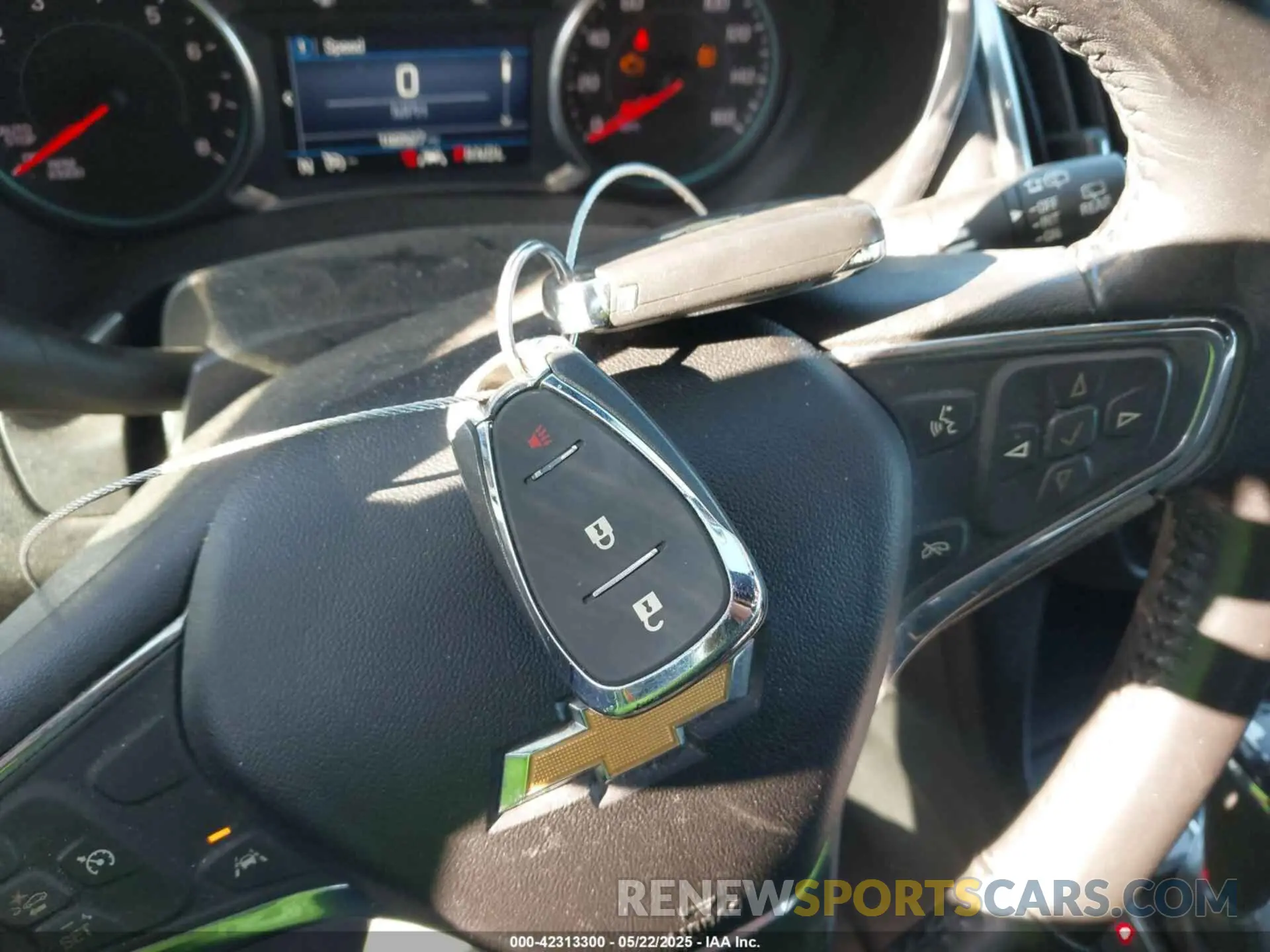 11 Photograph of a damaged car 2GNAXTEV0K6138242 CHEVROLET EQUINOX 2019