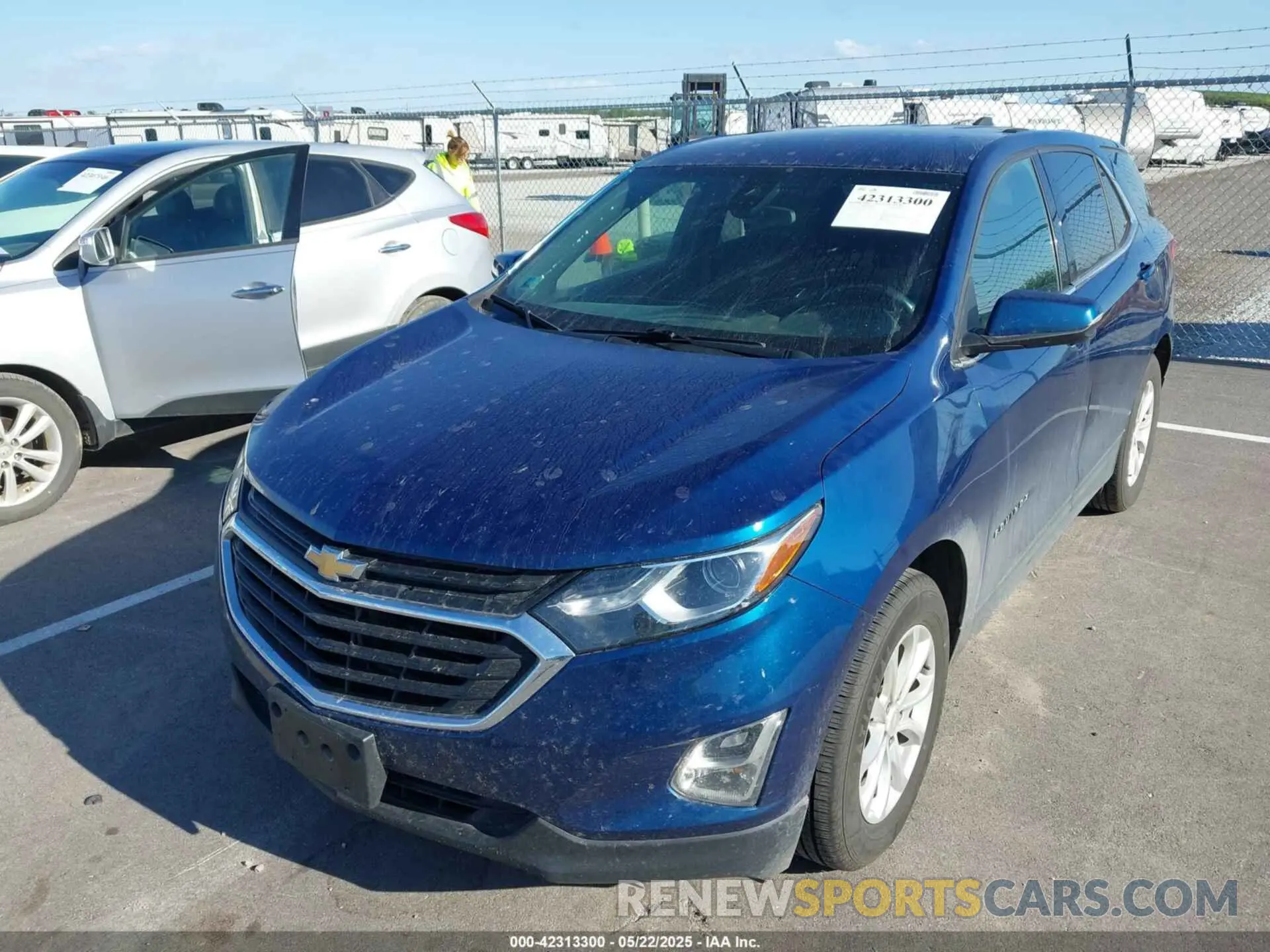 6 Photograph of a damaged car 2GNAXTEV0K6138242 CHEVROLET EQUINOX 2019