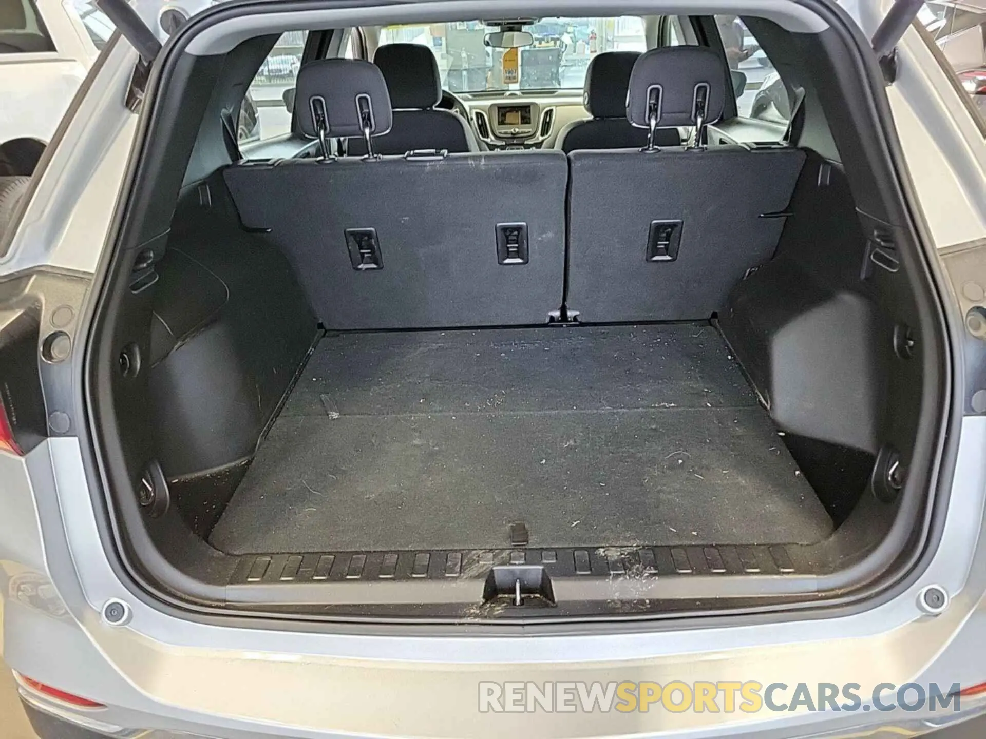 14 Photograph of a damaged car 2GNAXTEV0K6255917 CHEVROLET EQUINOX 2019