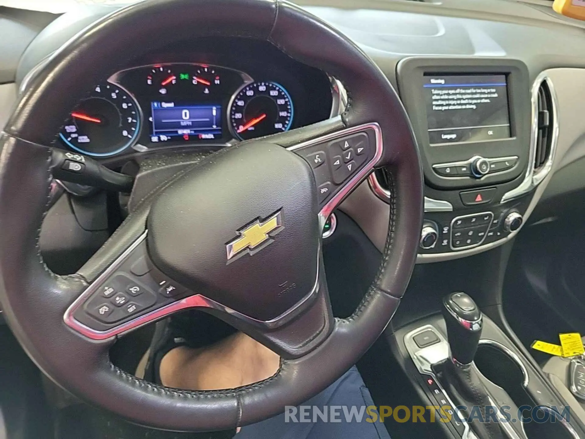 21 Photograph of a damaged car 2GNAXTEV0K6255917 CHEVROLET EQUINOX 2019