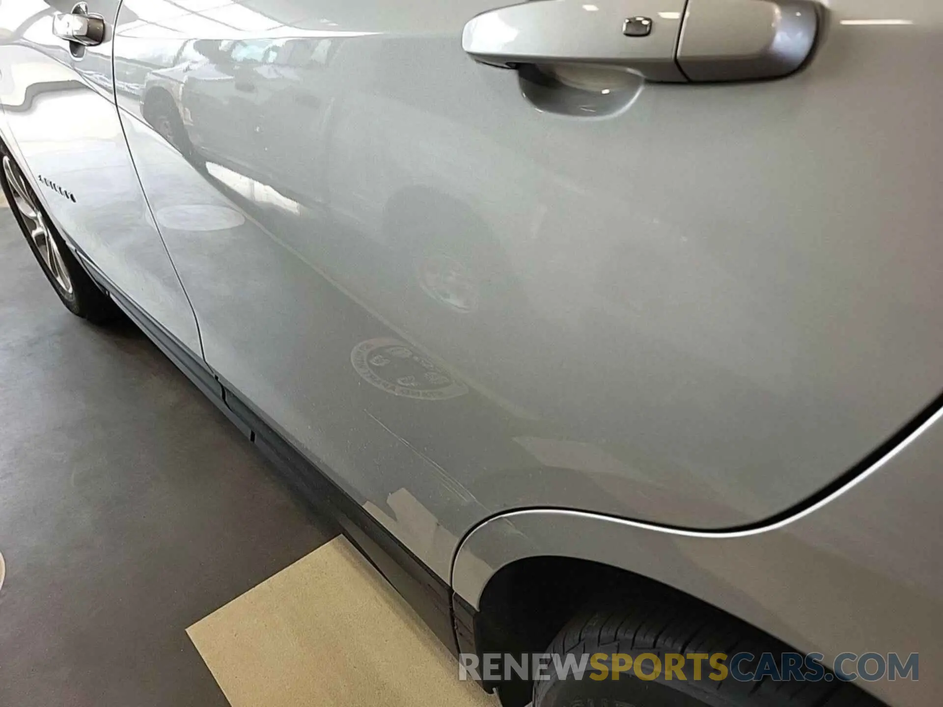 28 Photograph of a damaged car 2GNAXTEV0K6255917 CHEVROLET EQUINOX 2019