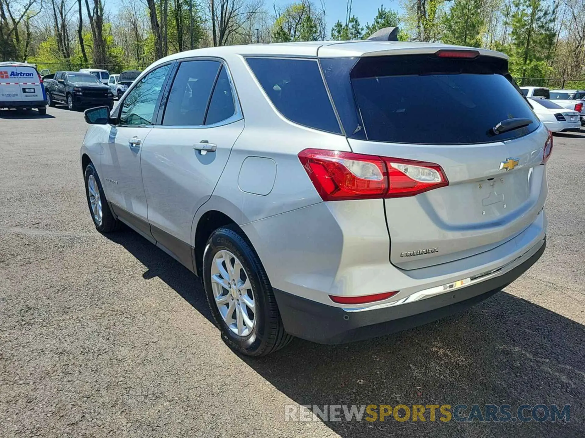 31 Photograph of a damaged car 2GNAXTEV0K6255917 CHEVROLET EQUINOX 2019