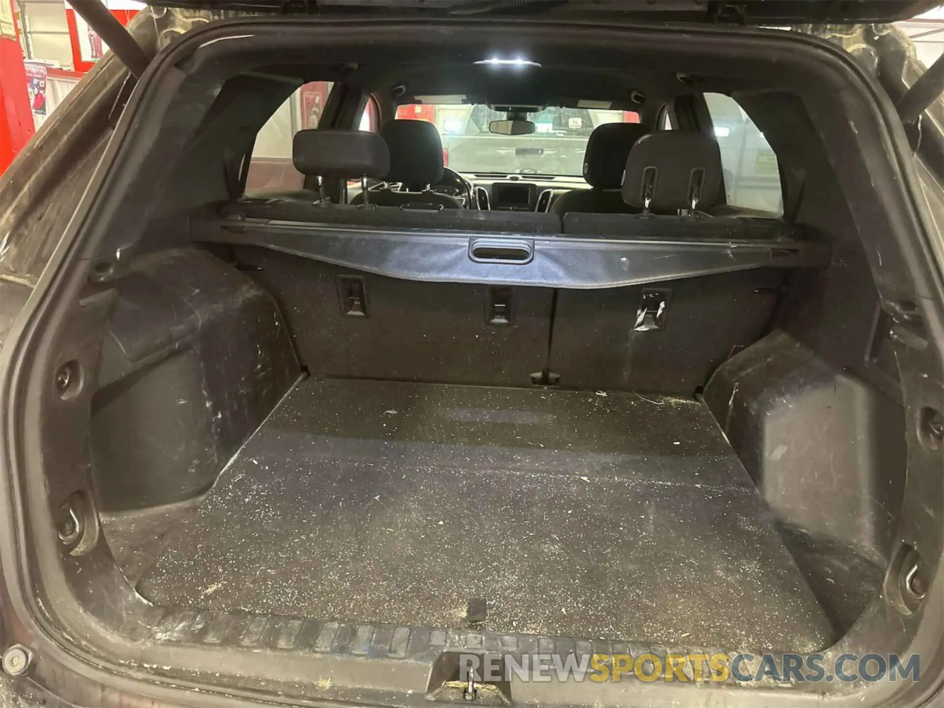 14 Photograph of a damaged car 2GNAXTEV0K6256498 CHEVROLET EQUINOX 2019