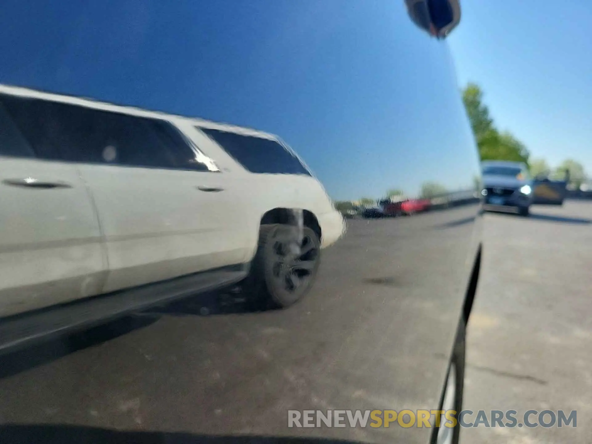 2 Photograph of a damaged car 2GNAXTEV0K6260759 CHEVROLET EQUINOX 2019