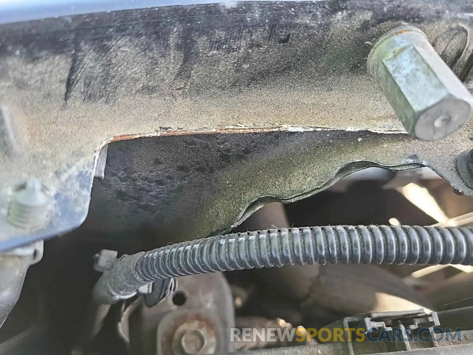 31 Photograph of a damaged car 2GNAXTEV0K6260759 CHEVROLET EQUINOX 2019