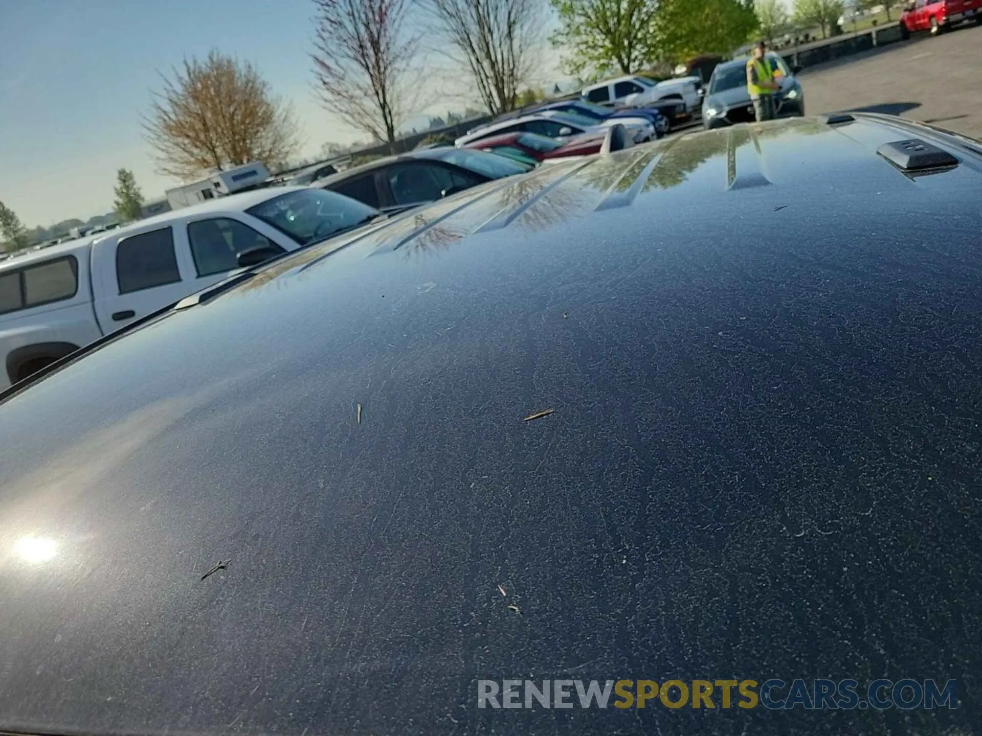 32 Photograph of a damaged car 2GNAXTEV0K6260759 CHEVROLET EQUINOX 2019