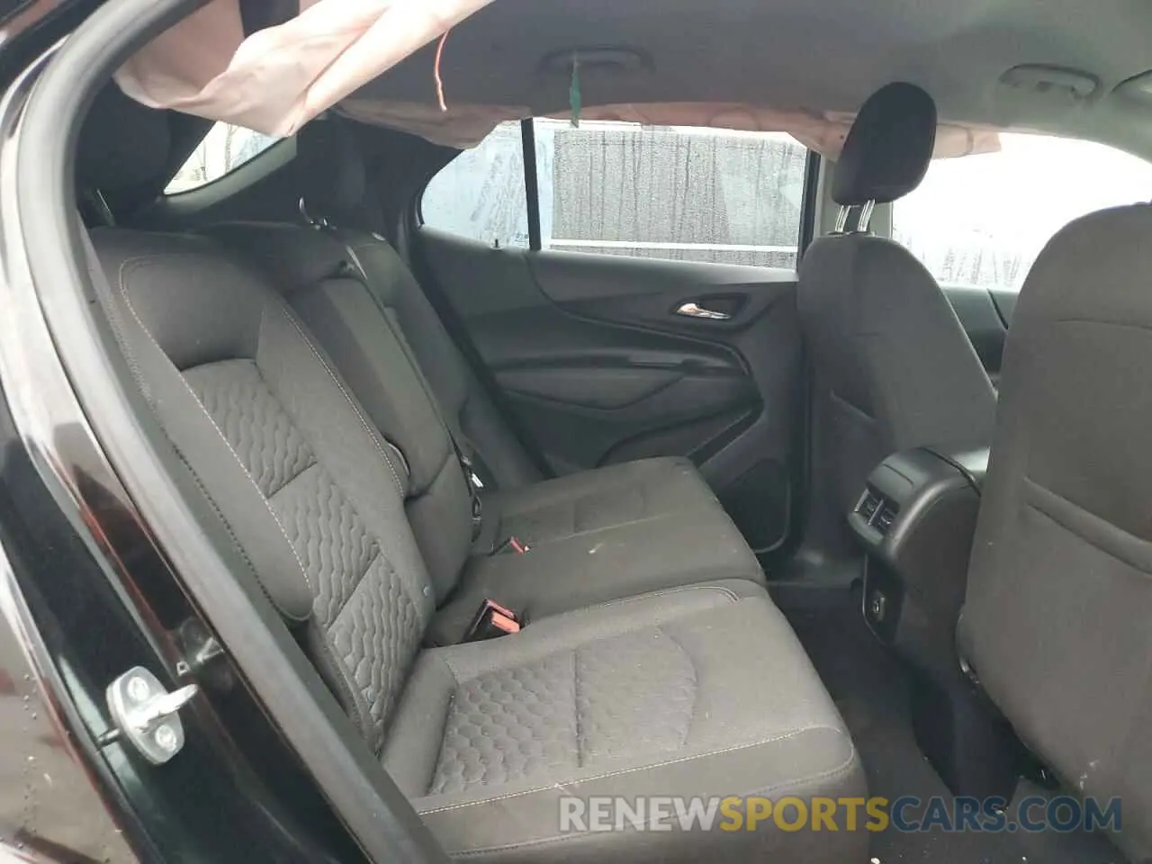 11 Photograph of a damaged car 2GNAXTEV0K6265654 CHEVROLET EQUINOX 2019