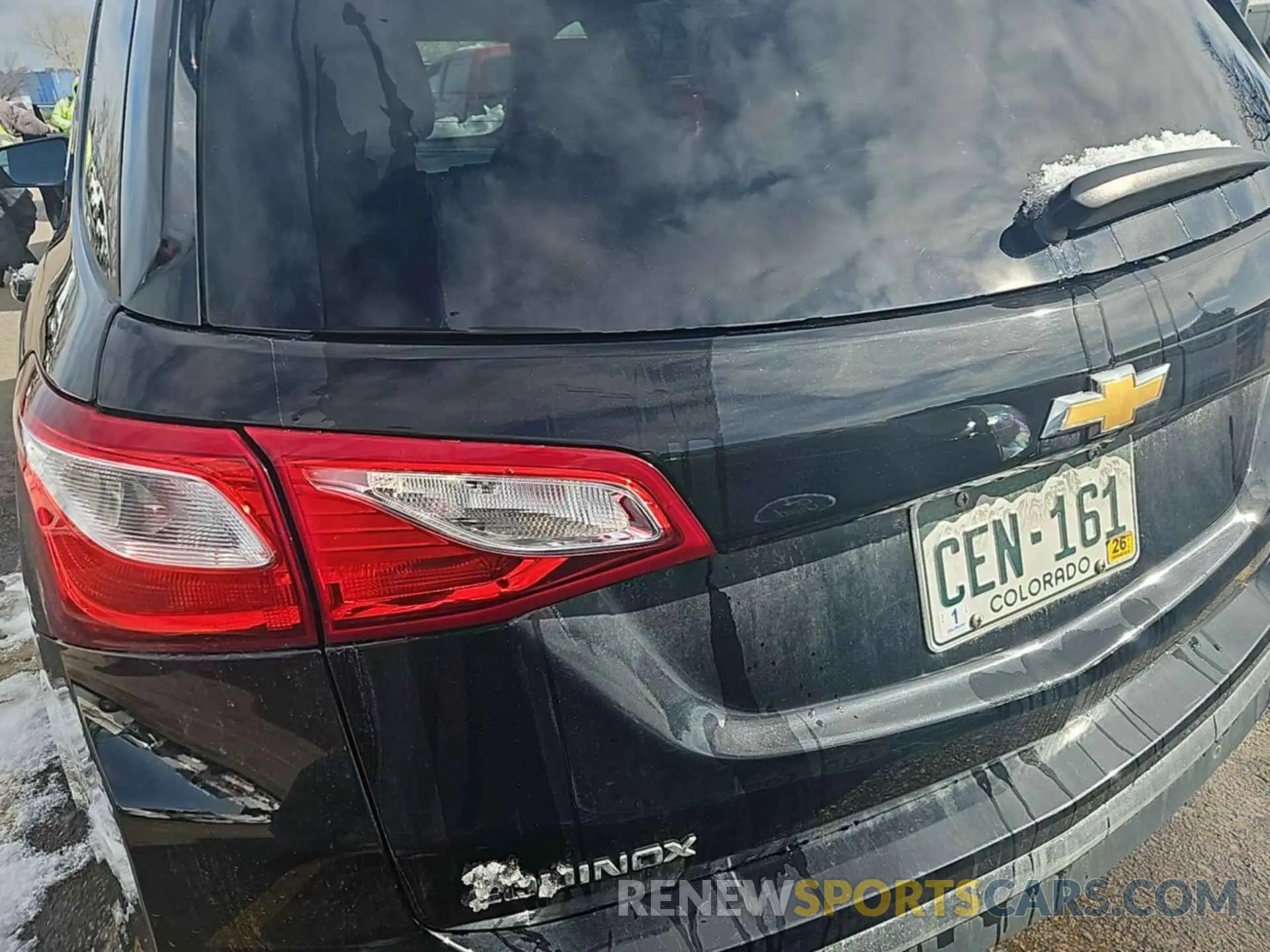 1 Photograph of a damaged car 2GNAXTEV1K6197543 CHEVROLET EQUINOX 2019