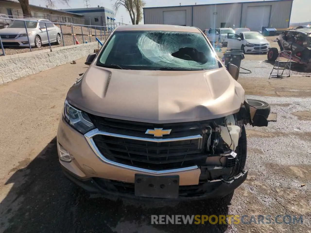 5 Photograph of a damaged car 2GNAXTEV1K6218553 CHEVROLET EQUINOX 2019