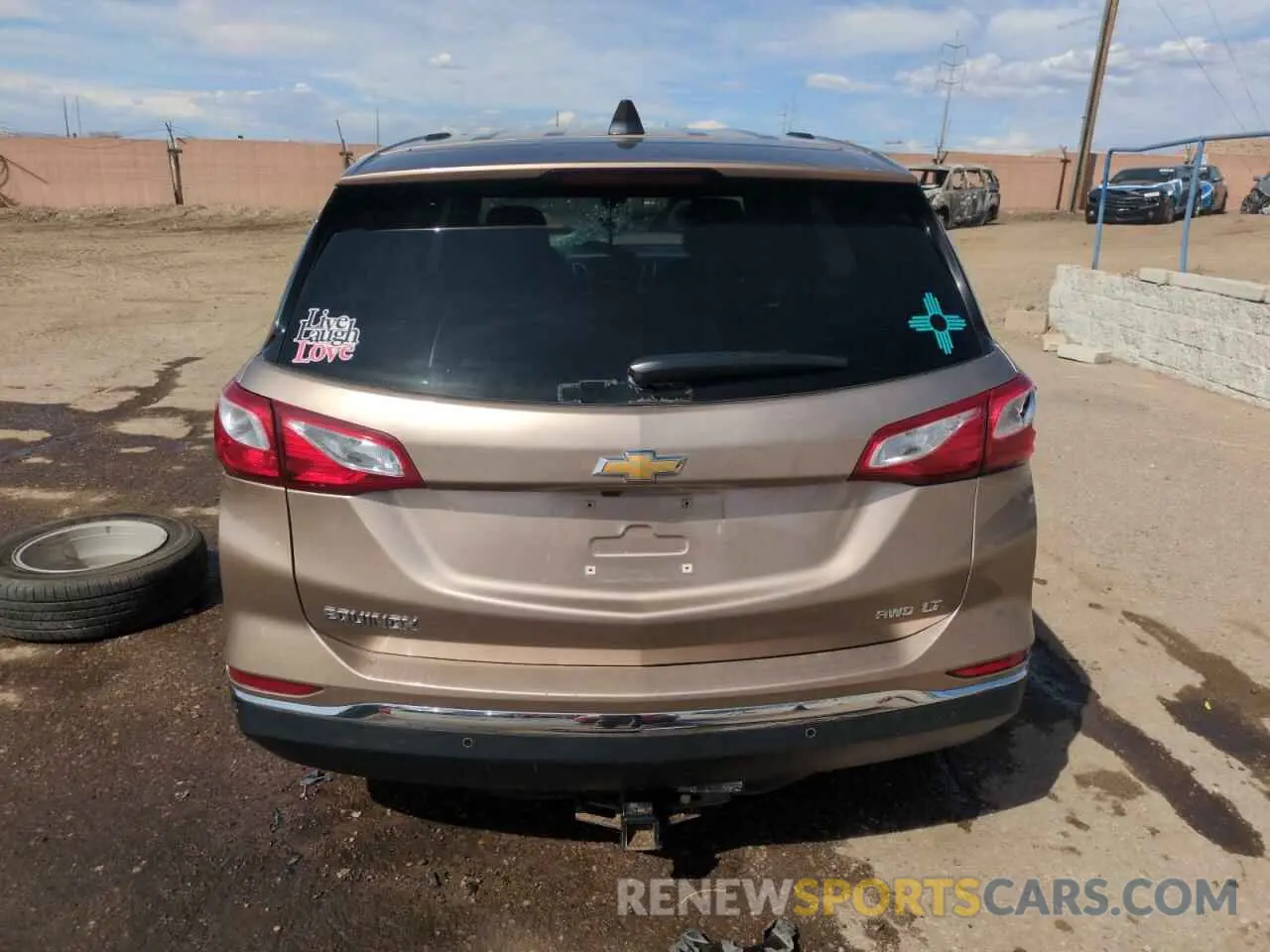 6 Photograph of a damaged car 2GNAXTEV1K6218553 CHEVROLET EQUINOX 2019