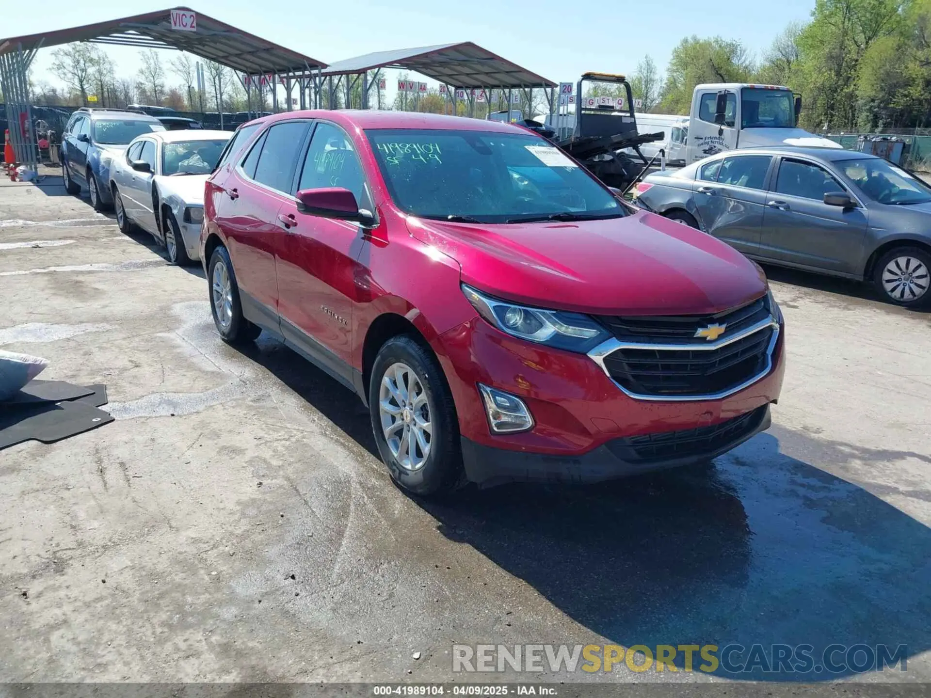 1 Photograph of a damaged car 2GNAXTEV1K6247390 CHEVROLET EQUINOX 2019